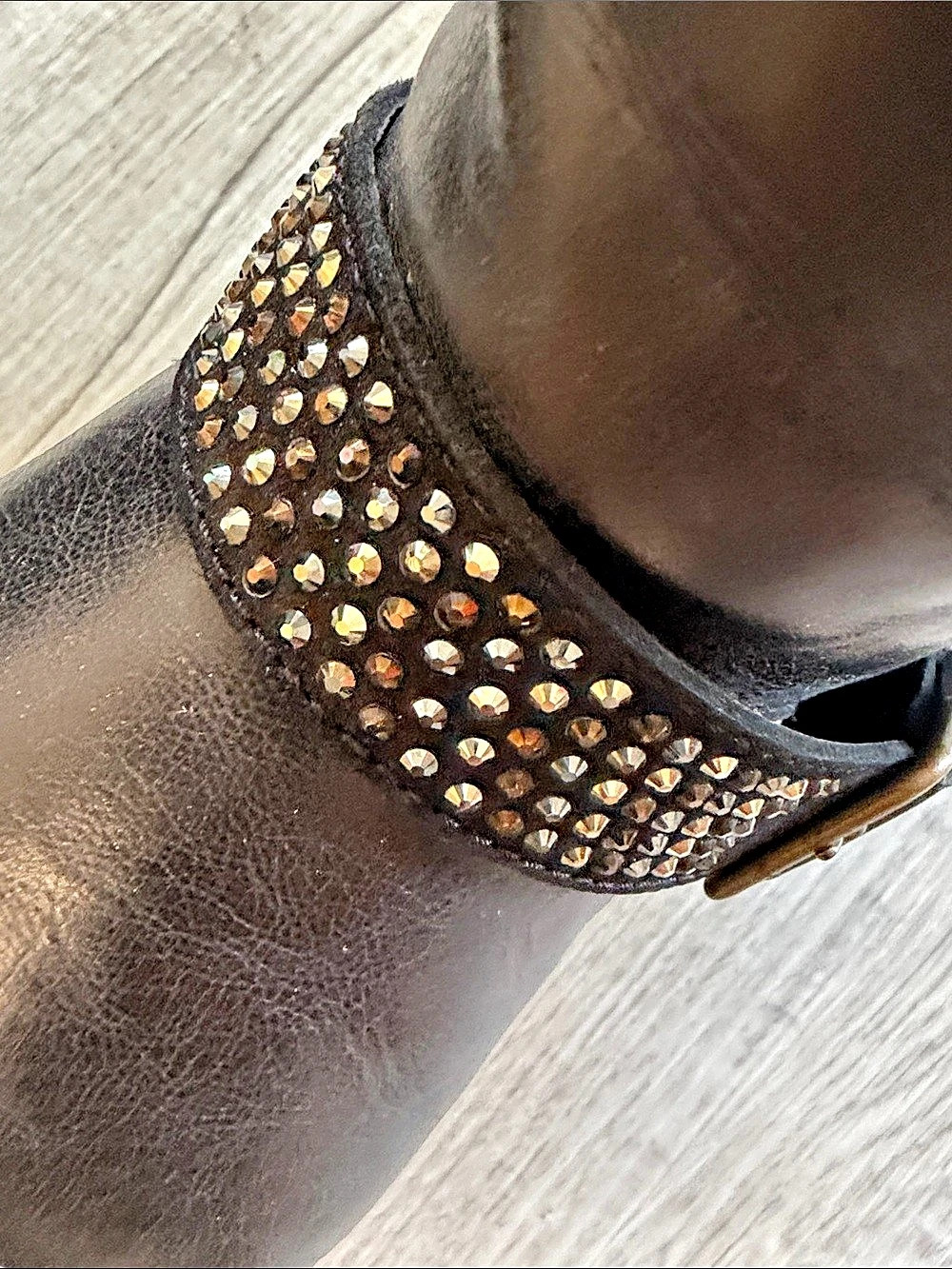 UGG W Blaise Crystal Studded Leather Boots Black US 7 - Picture 11 of 13